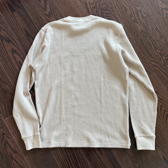 Uniqlo Waffle Shirt in Cream - Picture 4 of 4